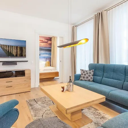Ostseebad, Ferienwohnung Sellin, Ruegen, First شقة *